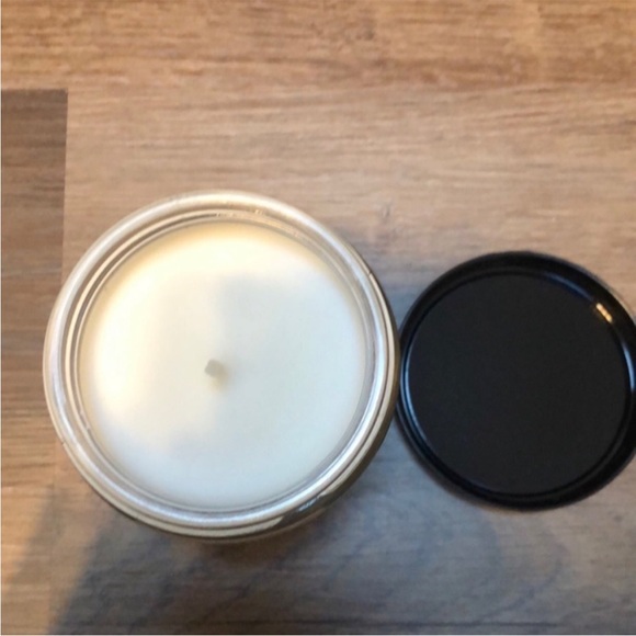 Bath & Body Works Raspberry Tangerine Scented Candle - Picture 3 of 3